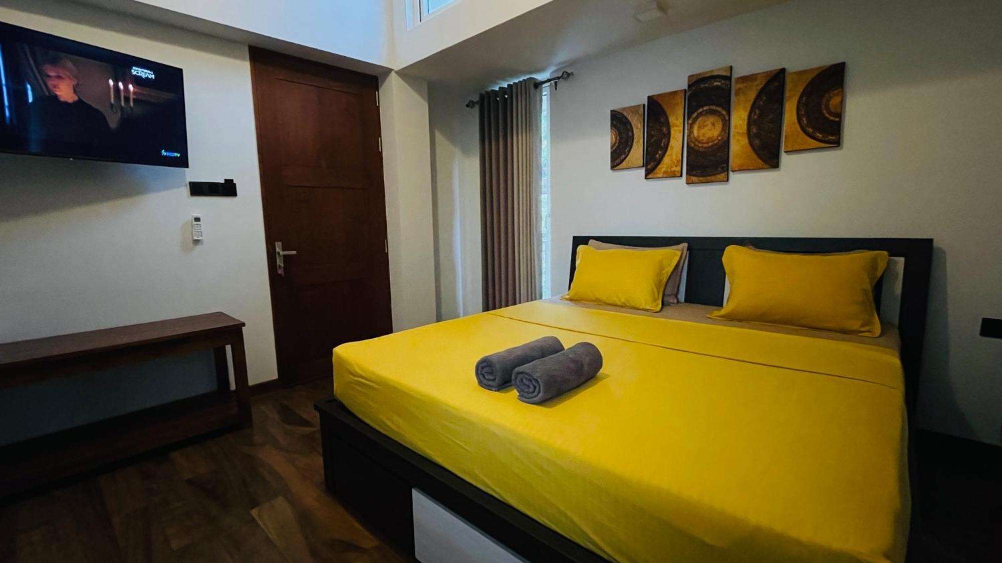 Sun Dove Suite แคนดี้ ภายนอก รูปภาพ